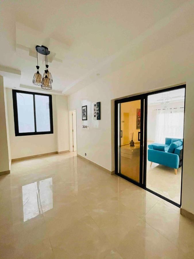 Room In Apartment - Quiet Room In Residence No69 Dakar Exterior photo